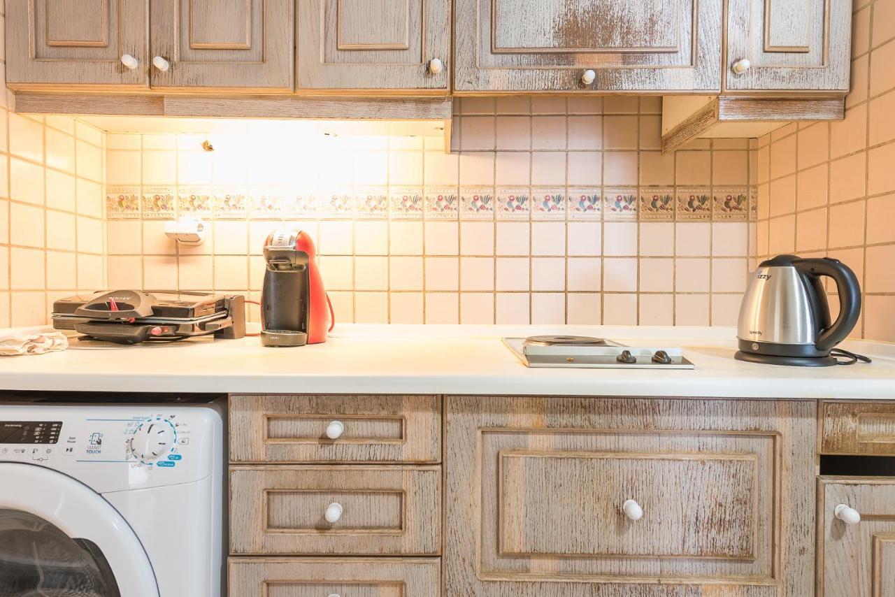 אתונה Victoria Capitan Apartments מראה חיצוני תמונה